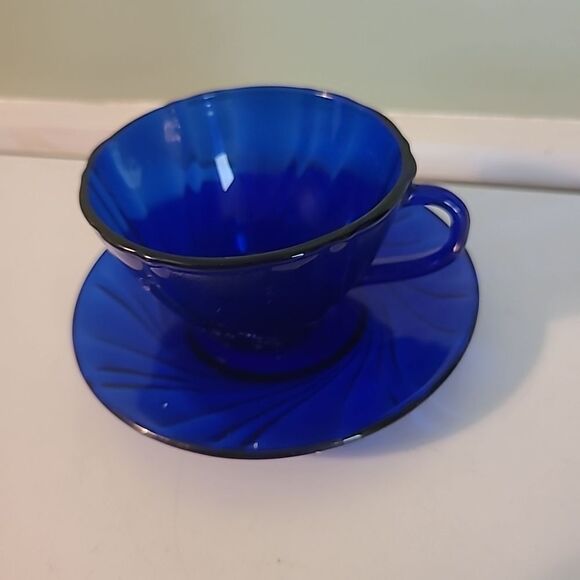 Duralex Cup and Saucer # 5 - Picture 1 of 7